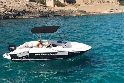 Noleggio Bayliner Element E5 senza licenza Bluemarine.me