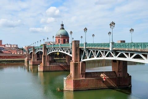 Excursão privada a pé de 3 horas por Toulouse com guia turístico oficial
