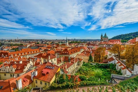 En helg i Praha: Privat transport og turer med offisiell reiseleder