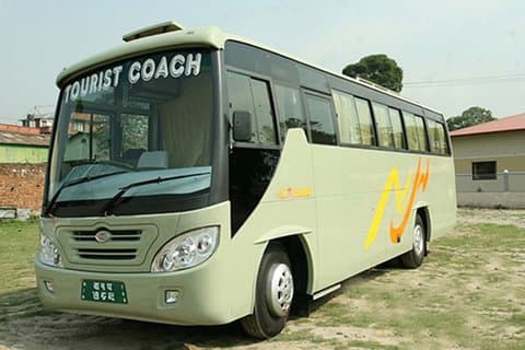 Turistbussbiljett från Katmandu till Chitwan och V.V.