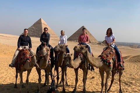 Viagem particular de meio dia para as Pirâmides de Gizé, Esfinge com passeio de camelo saindo do Cairo ou Gizé