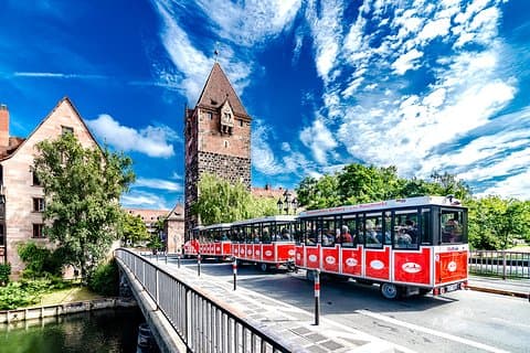 Bytur gennem Nürnberg med det lille tog