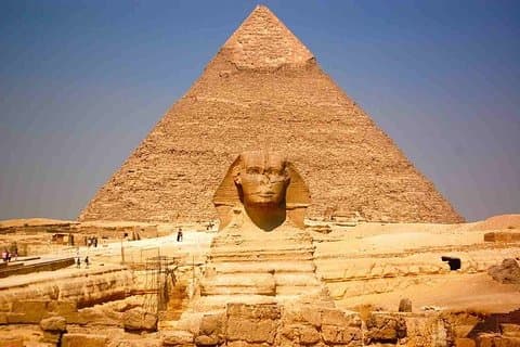 speciell turné för att besöka Sphinx, Giza-pyramiderna och Saqqara-pyramiderna