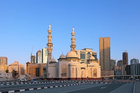 Explore Sharjah’s Hidden Gems: A Walking Tour