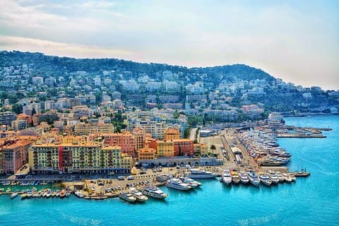 Scopri la bellezza del vecchio tour a piedi del quartiere di Nizza