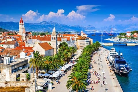 Tour de los tiempos griegos antiguos de Split, Trogir y Salona