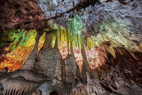 Mallorca Tour: Hams Caves und Pearl Shop mit Abholung vom Hotel