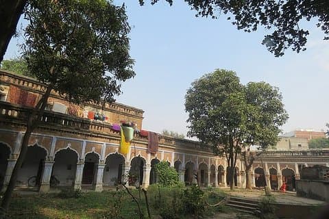 Une visite privée à pied des ashrams de Varanasi