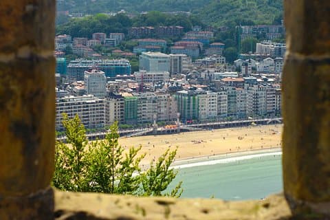 Experiencia privada de 5 días en San Sebastián. Tours privados y Bilbao y traslados