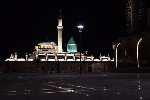 Traslados privados de la ciudad de Ankara o el aeropuerto de Esenboga a / desde la ciudad de Konya