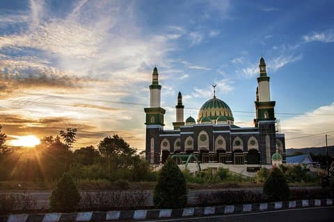 2-Hour Private Guided Walking Tour in Bengkulu