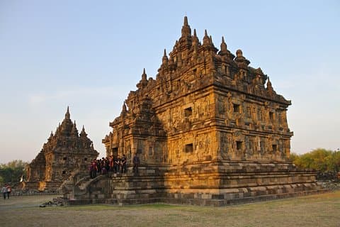 Private Romantic Walking Tour in Yogyakarta