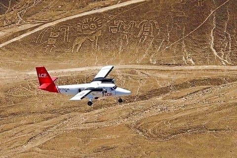 Die Nazca-Linien und die Huacachina-Oase ab Lima – Privatreise