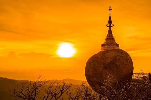 Treasure Of Myanmar di 6 giorni (Yangon - Golden Rock - Bagan - Lago Inle)