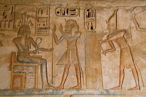 From Luxor: Habu Temple,Valley of the Artisans,Valley of the Queens-Private Tour