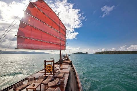 Excursion en voilier chinois Red Baron au départ de Koh Samui