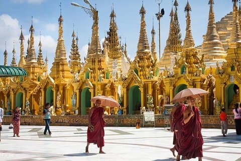 3-day Yangon Sightseeing & Shopping