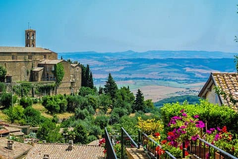 Livorno Port Shor Excursie: Montalcino Pienza Toscaanse wijn en kaas