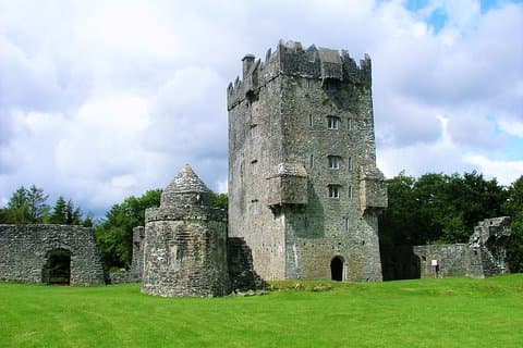 Excursão aos Castelos de Connemara saindo de Galway. Guiado privado.