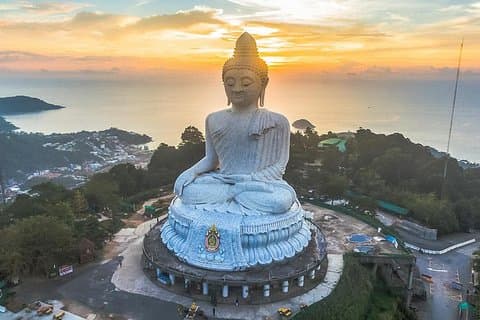 3-day Chiang Rai Elephant riding Golden Triangle