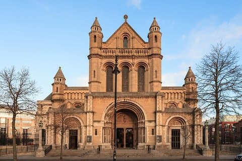 Passeio turístico a pé particular pela cidade de Belfast