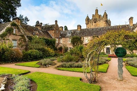 Highland Whisky Tour med et besøg til Inverness & Cawdor Castle fra Invergordon