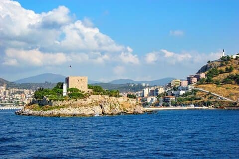 Scopri la città di Kusadasi in un tour a piedi privato
