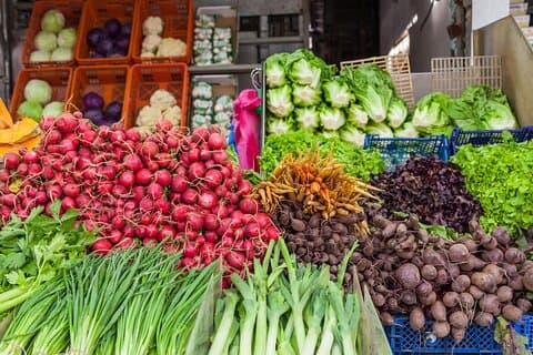 Essen Sie wie ein Einheimischer und erkunden Sie den Basar