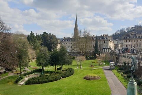 Medieval Bath : Eine Audiotour entlang der Stadtmauer