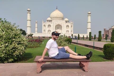 Agra: Skip the Line Taj Mahal and Agra Fort Private Tour