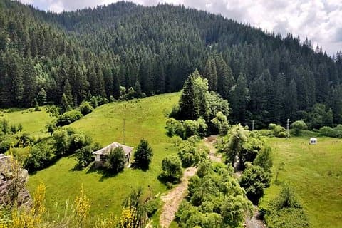 Traditions authentiques et science contemporaine dans les montagnes des Rhodopes