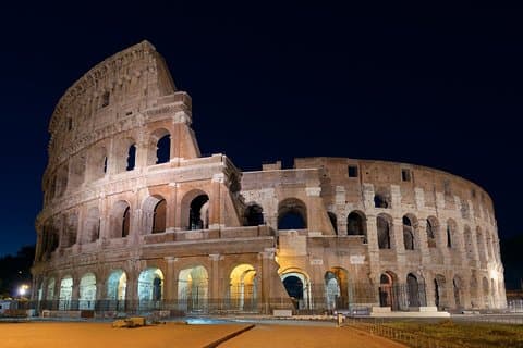 Rome at Night: Small Group Guided City Walking Tour
