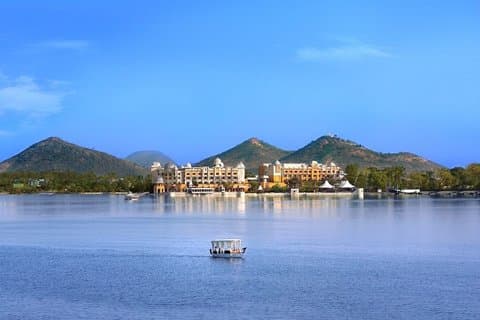 Private ganztägige Udaipur-Stadtrundfahrt (All-Inclusive)