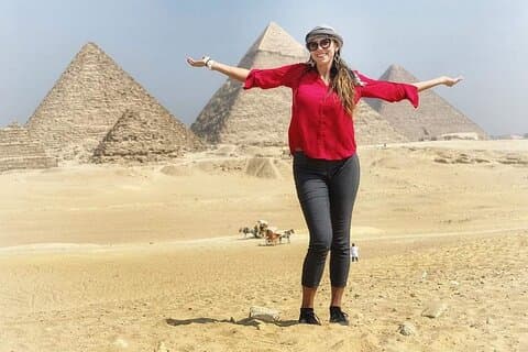 Tour combinato del Cairo alle piramidi di Giza, alla Sfinge, al Museo egizio e al Cairo copto + pranzo
