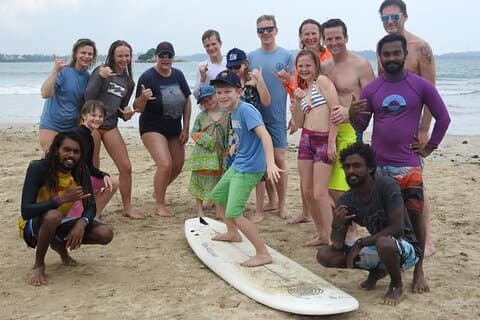 Surfing med yogaøkter på Insight Resort Ahangama (6 netter / 7 dager)