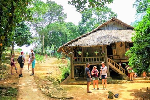 1-day Mai Chau hill tribe tour from Hanoi