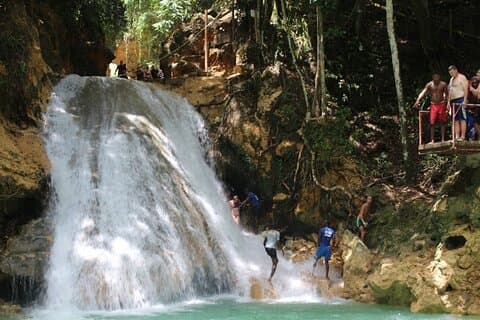 Privérondleiding door Blue Hole in Ocho Rios vanuit Montego Bay