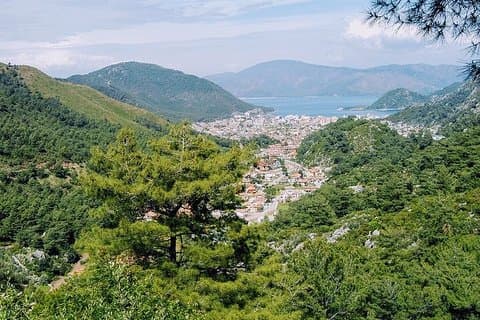 Privétransfers İzmir Adnan Menderes Airport van/naar Marmaris Datça Resorts