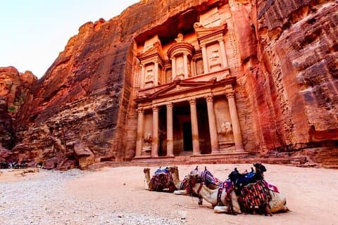 Tour di 1 giorno di Petra da Gerusalemme con pranzo autentico GRATUITO
