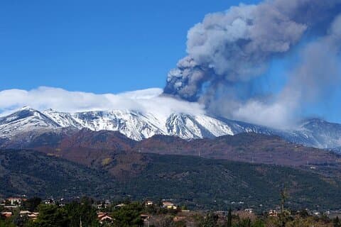 Mount Etna en Etna Wine Tasting privétour vanuit Giardini Naxos