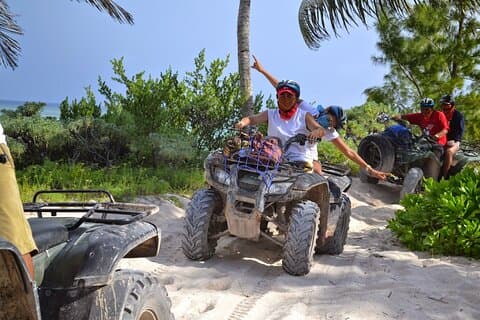 Goditi l'ADRENALINE e il MARE con un tour ATV e Wave Runner