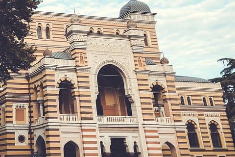 Rustaveli Avenue: Gehen Sie auf einer Audiotour die historische Hauptstraße von Tiflis entlang
