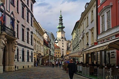 Privat 2-timmars vandringstur i Bratislava med officiell reseguide