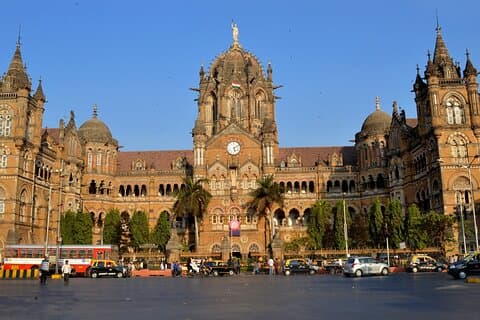 Mumbai's Historical Architecture: A Self-Guided Audio Tour