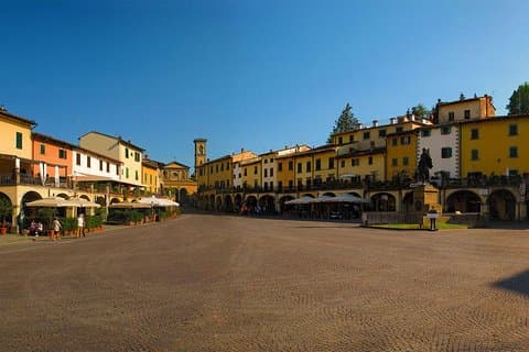 Private daytrip to Siena & Chianti wine country, with wine tasting from Florence