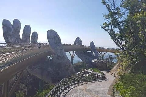Voiture privée pour visiter le Golden Bridge - Ba Na Hills avec billet de téléphérique inclus