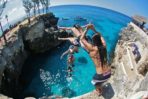 Private Negril Tour: 7 Mile Beach, Blue Hole & Rick’s Café Sunset