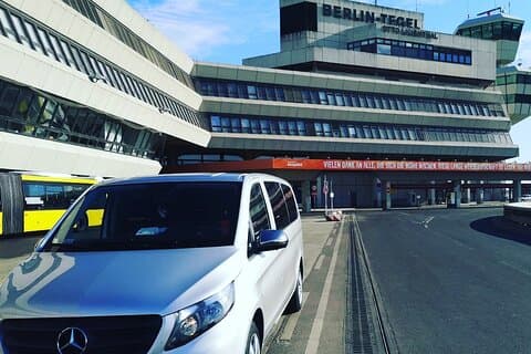 Traslado privado desde Cracovia al aeropuerto de Berlín