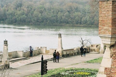 Halvdags sightseeing og fottur i Beograd City