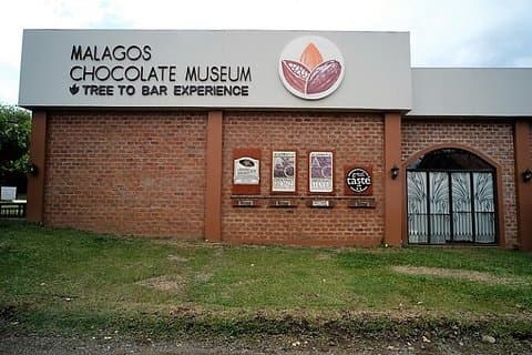 Museo y Fábrica de Chocolate de Málaga, Philippine Eagle Center